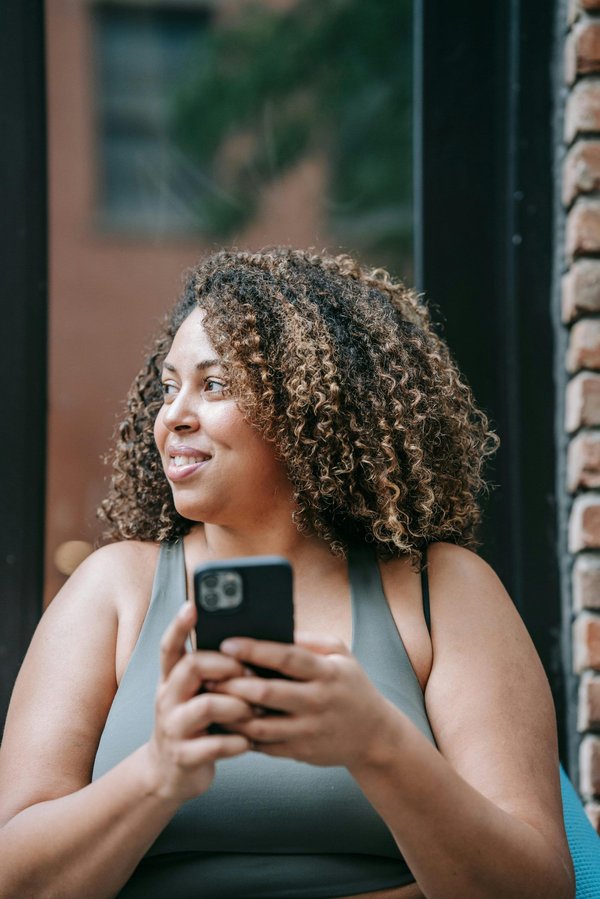 Bons plans holafly : restez connecté partout dans le monde avec des esim pratiques et abordables